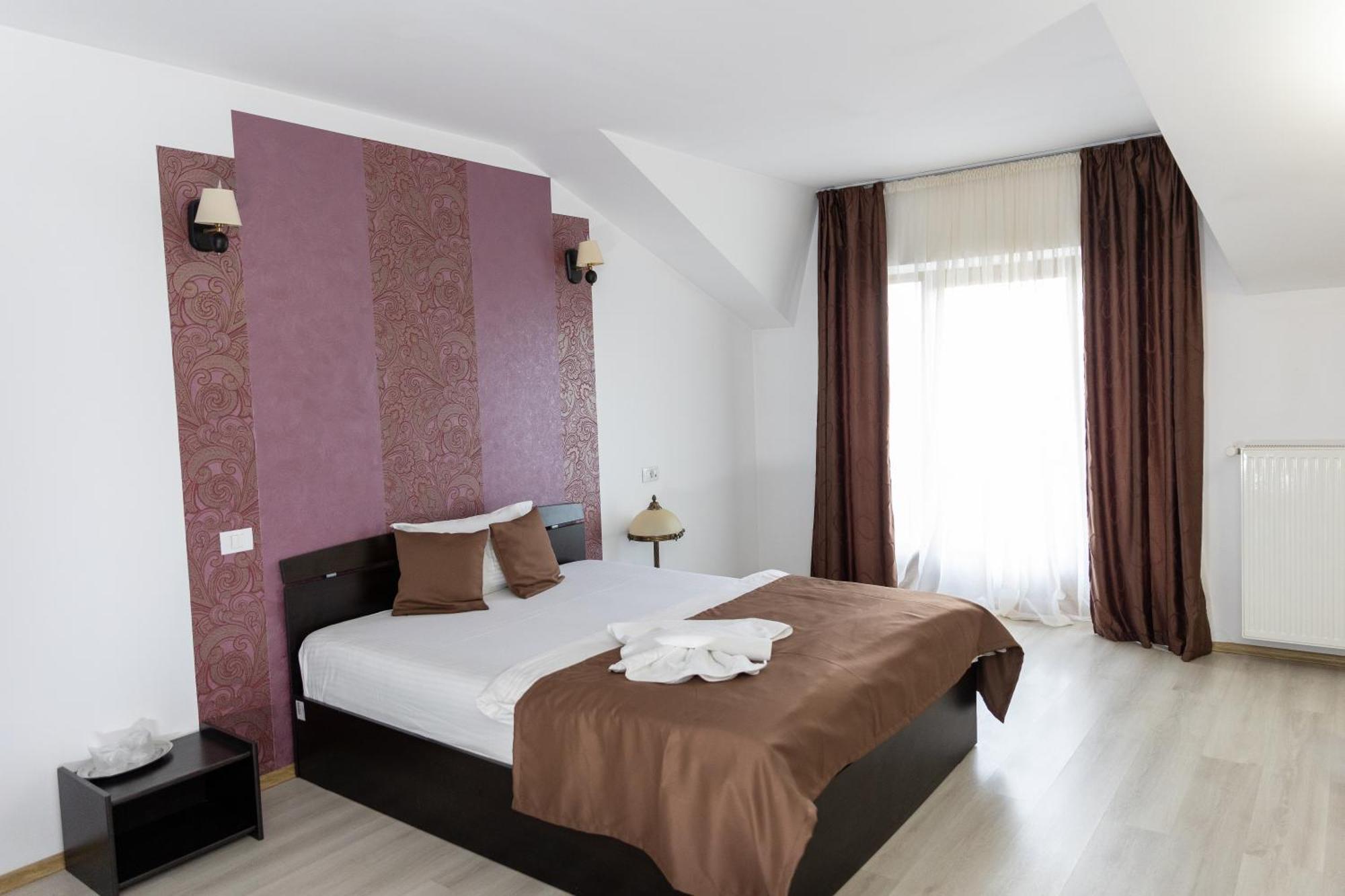 Hotel Rodiv Gaesti Exterior photo